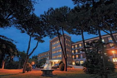 Ele Green Park Hotel Pamphili:  ROME