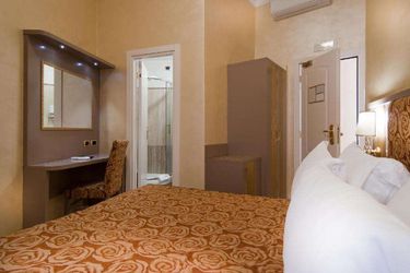 Hotel B&Amp;B Fellini Rome: Photo 
