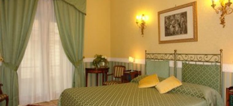 Hotel Navona:  ROME