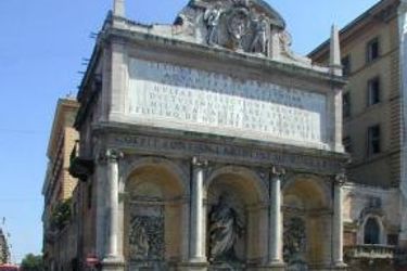 Hotel Moses Fountain:  ROME