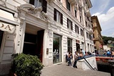 Hotel Relais Piazza Del Popolo:  ROME