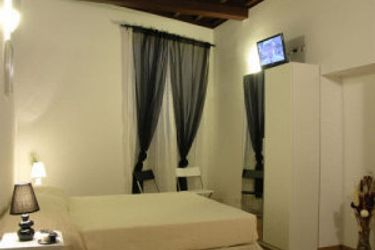 Hotel Condotti Inn:  ROME