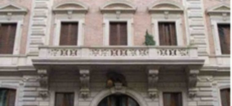 Hotel Affreschi Su Roma Luxury B&b:  ROME