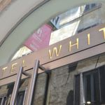 Hôtel WHITE