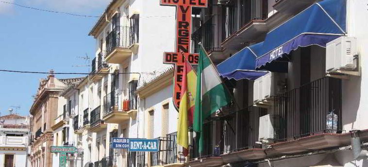 Hotel Virgen De Los Reyes:  RONDA