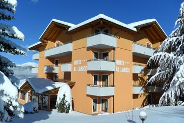 Hotel E Appartamenti Al Larice Ronzone - Trento: Photo 