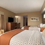 EMBASSY SUITES BY HILTON CHICAGO O'HARE ROSEMONT 4 Stars