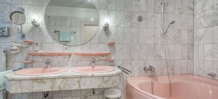 Hotel Eisenhut Rothenburg Ob Der Tauber: Foto 