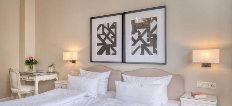 Hotel Eisenhut Rothenburg Ob Der Tauber : Photo 