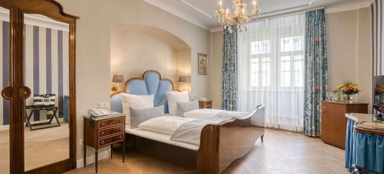 Hotel Eisenhut Rothenburg Ob Der Tauber: Foto 