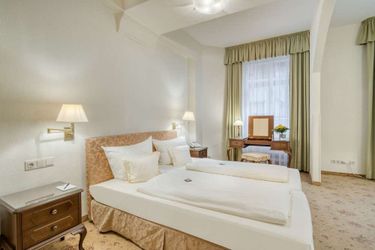 Hotel Eisenhut:  ROTHENBURG OB DER TAUBER