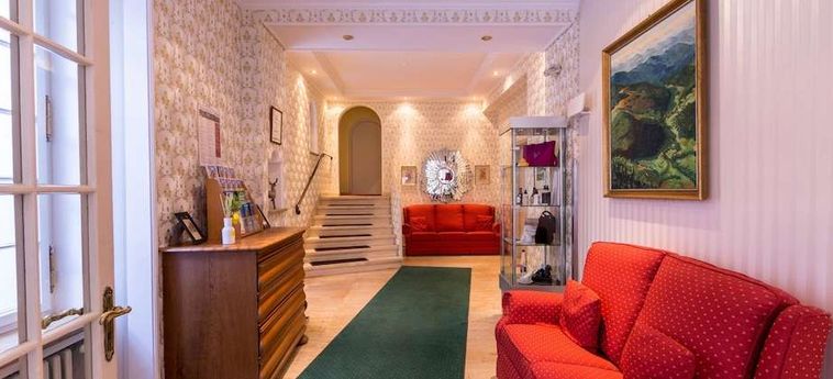 Hotel Goldener Hirsch Bed &Amp; Breakfast Rothenburg Ob Der Tauber: Foto 