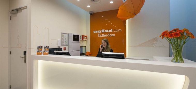 Easyhotel Rotterdam City Centre:  ROTTERDAM