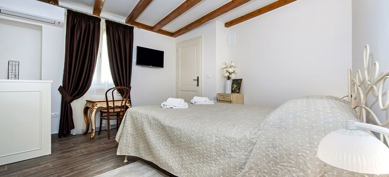 Hotel Villa San Benedetto:  ROVIGNO - ISTRIA