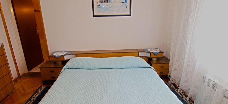 Hotel Rooms Milan 1370 Rovinj - Istrien: Foto 