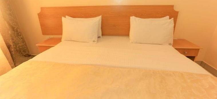 Faraja Hotel:  RUHENGERI