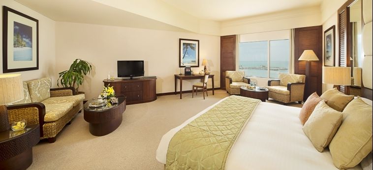 Hotel Danat Jebel Dhanna Resort:  RUWAIS