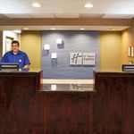 HOLIDAY INN EXPRESS HOTEL & SUITES ST. CLAIRSVILLE 2 Stars