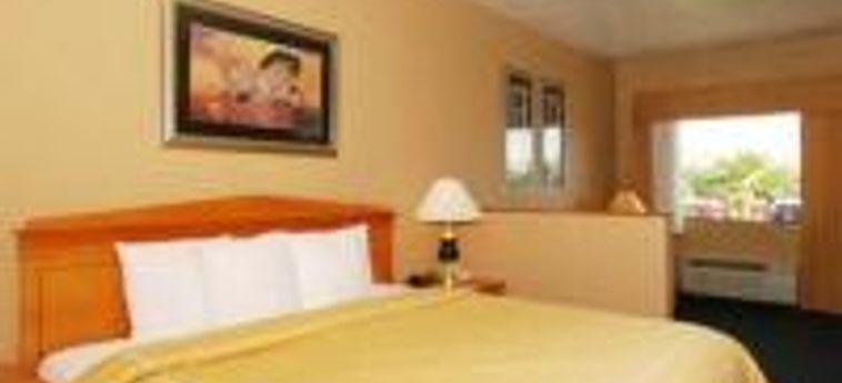 Hotel Clarion Suites St George - Convention Center Area:  SAINT GEORGE (UT)