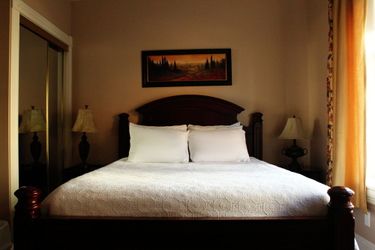 Hotel Chipman Hill Suites On Union:  SAINT JOHN