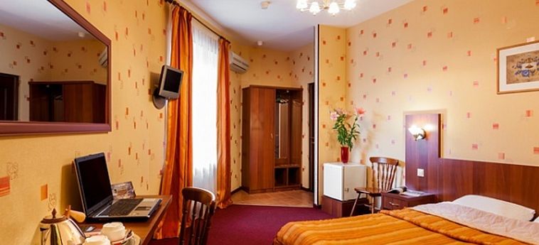 Hotel Dinasty:  SAINT-PETERSBOURG