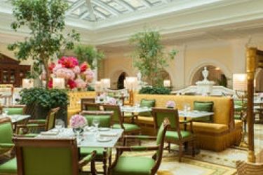 Four Seasons Hotel Lion Palace:  SAINT PETERSBURG
