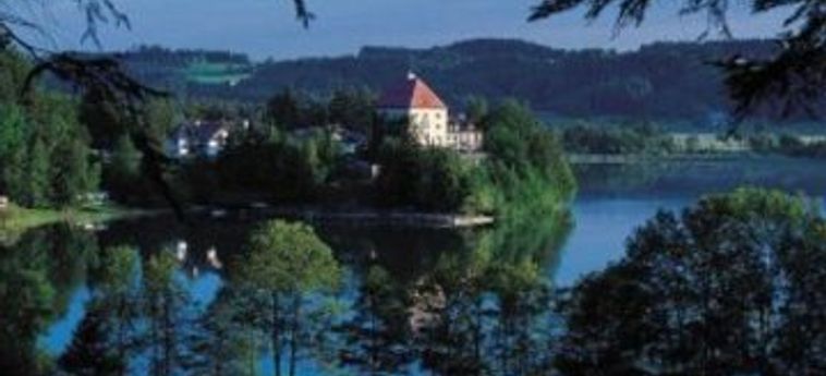 Hotel Schloss Fuschl, A Luxury Collection Resort & Spa, Salzburg:  SALZBURG