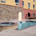 Hotel DAYS INN AND SUITES SAN ANTONIO NEAR AT&T CENTER