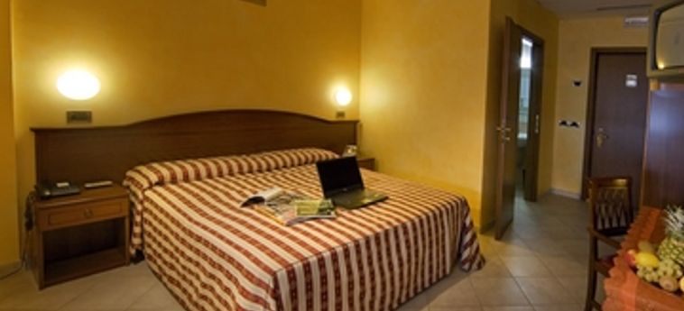 Hotel Gran Paradiso:  SAN GIOVANNI ROTONDO - FOGGIA