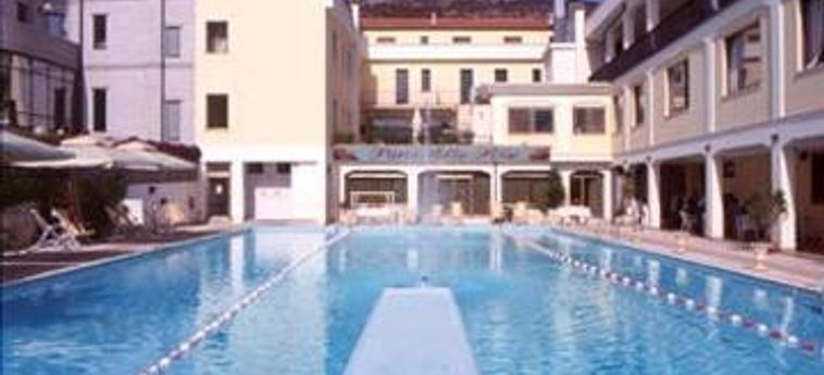 Hotel Parco Delle Rose:  SAN GIOVANNI ROTONDO - FOGGIA