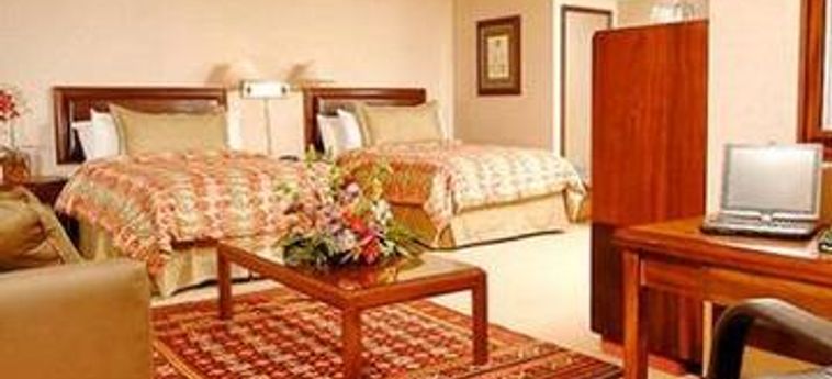 Hotel Holiday Inn San Jose Aurola:  SAN JOSÉ DE COSTA RICA - SAN JOSÉ