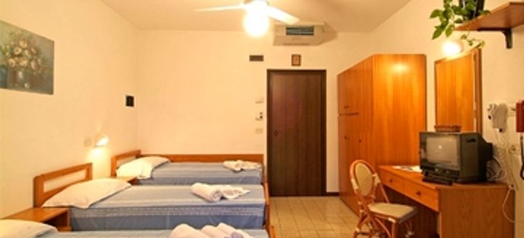 Hotel Villa Celeste:  SAN MAURO PASCOLI - FORLÌ - CESENA