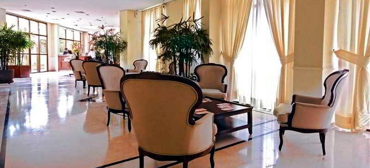 Hotel Quality Suites Vila Olimpia:  SAN PAOLO