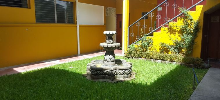 Eco Hotel Mariscal:  SAN SALVADOR