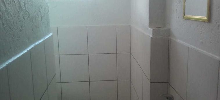 Fourways Youth Hostel:  SANDTON
