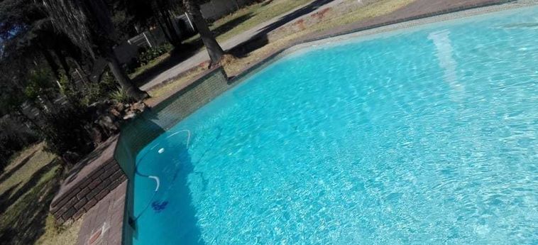 Fourways Youth Hostel:  SANDTON