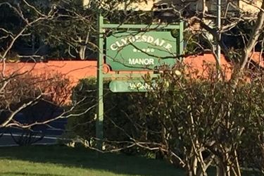 Hotel Clydesdale Manor:  SANDY BAY