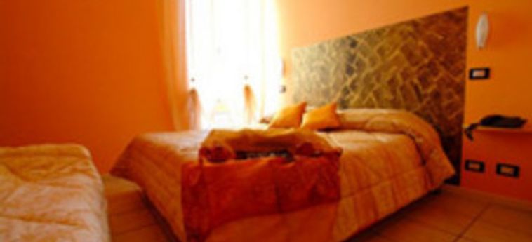 Hotel Pollon Inn - Affittacamere Sanremo - Imperia: Foto 