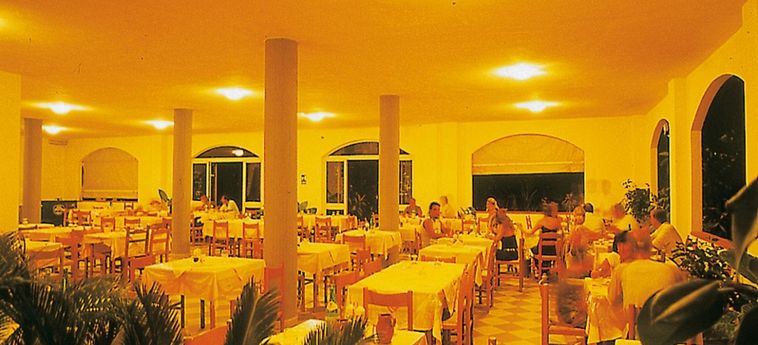 Hotel Villaggio Marco Polo:  SANTA DOMENICA DI RICADI - VIBO VALENTIA