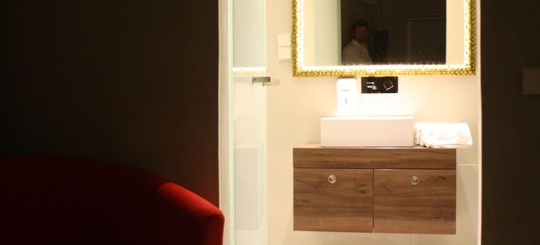 N1 Hostel Apartments &Amp; Suites Santarem: Foto 