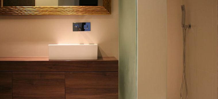 N1 Hostel Apartments &Amp; Suites Santarem: Foto 