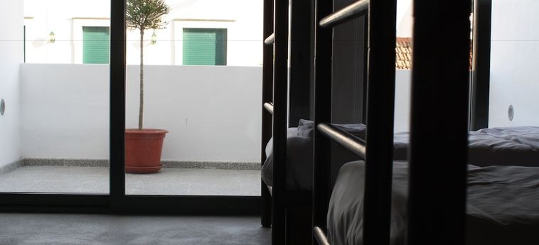 N1 Hostel Apartments &Amp; Suites Santarem: Foto 