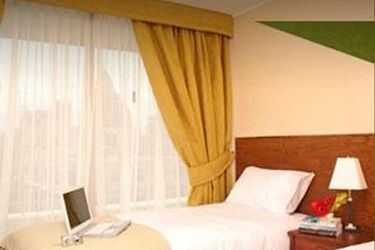 Hotel Versalles Suites:  SANTIAGO DE CHILE