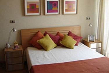 Hotel Rq Providencia Suites:  SANTIAGO DE CHILE