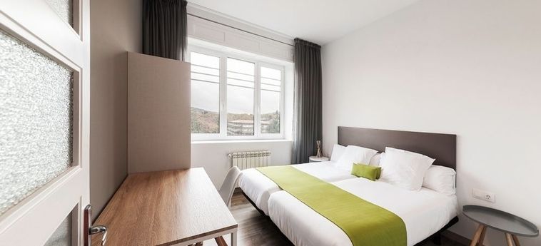 Hotel Apartamentos Lux Santiago Santiago De Compostela: Foto 