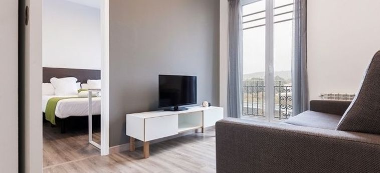 Hotel Apartamentos Lux Santiago Santiago De Compostela: Foto 