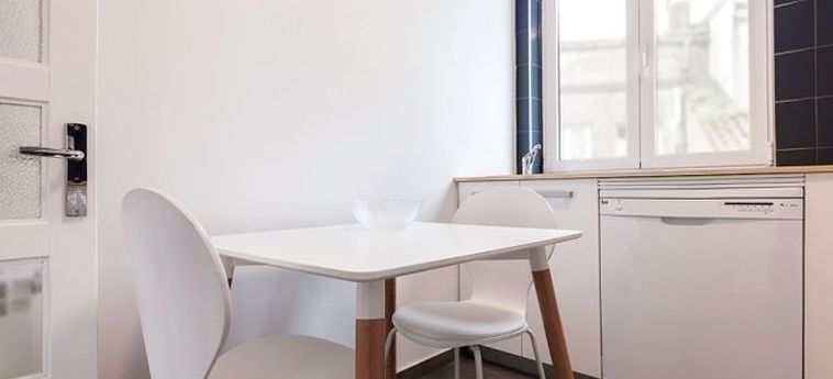 Hotel Apartamentos Lux Santiago Santiago De Compostela: Foto 