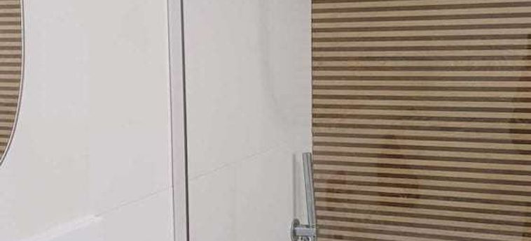Hotel Ruta Jacobea :  SANTIAGO DE COMPOSTELA