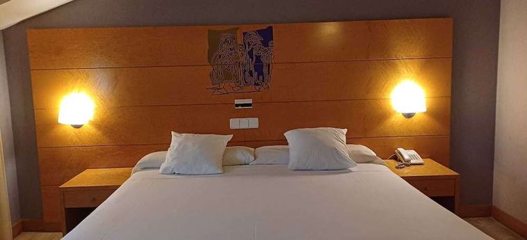 Hotel Ruta Jacobea  Santiago De Compostela: Foto 