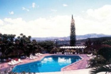 Hotel Versalles:  SANTIAGO DE CUBA